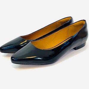 Clarks Artisan Flats Black Leather Pointed Toe